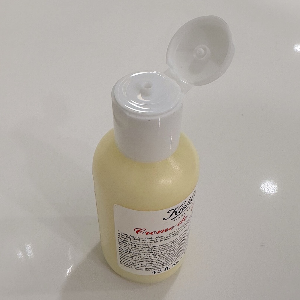 🔥2/$40🔥 Kiehl’s Creme de Corps Unscented Travel Size Body Moisturizer - Picture 7 of 8